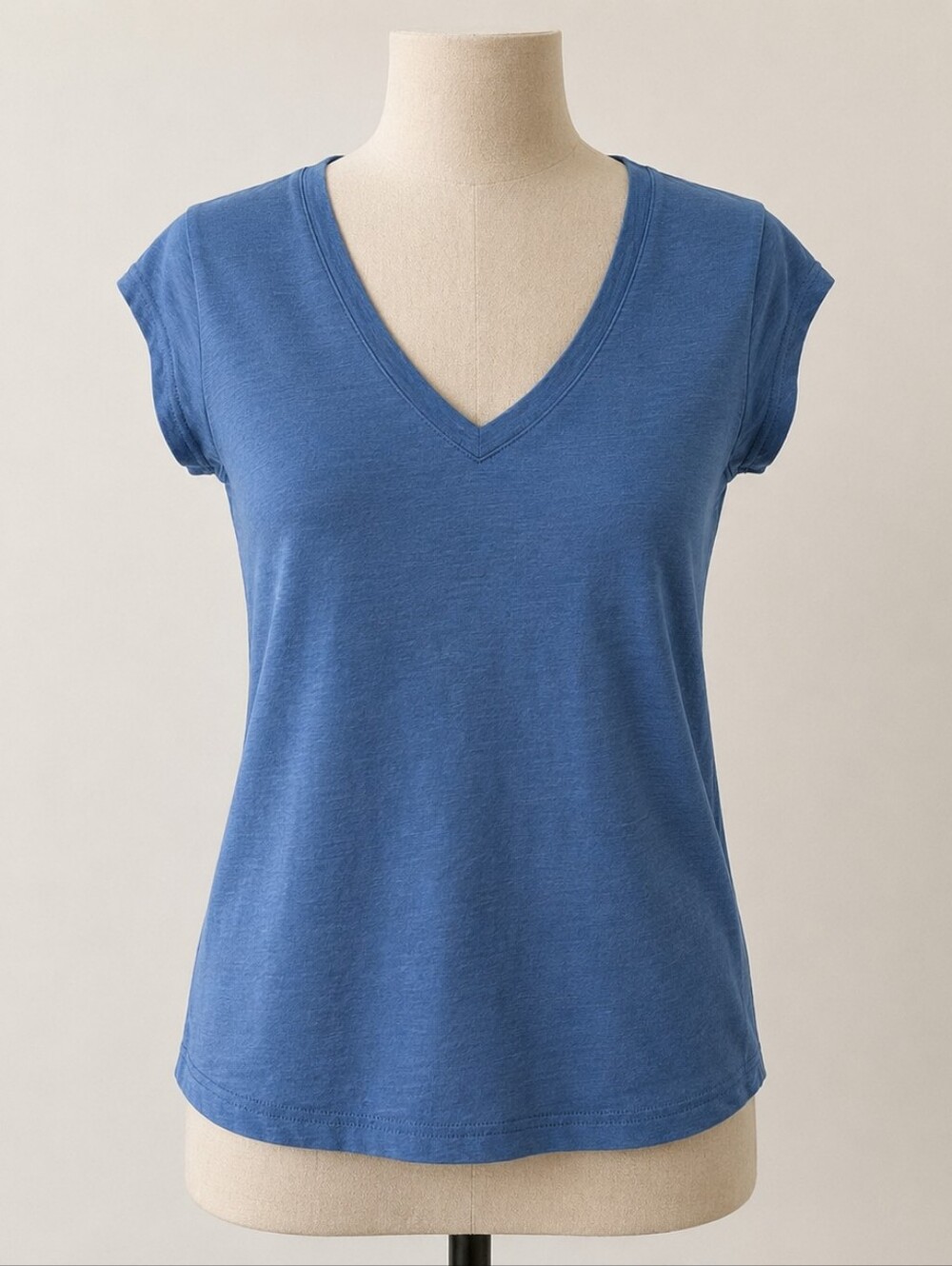 CC Heart by Coster Copenhagen Blue V-Neck Short Sleeve T-Shirt – Size Small